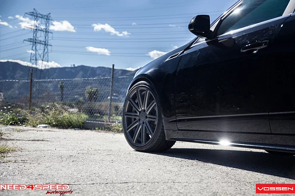 Фото дисков Vossen CV4 Сатиновый графит на Cadillac CTS II