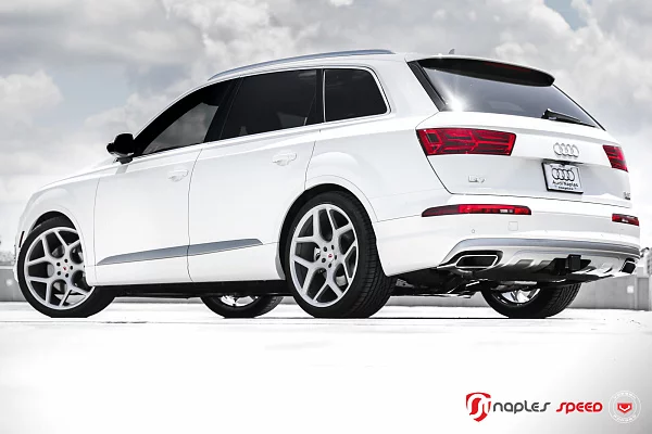 Фото дисков Vossen CG-205 Серебро на Audi Q7 (4M)