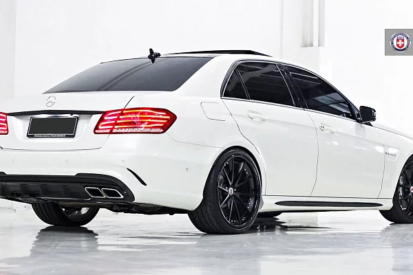 Фото дисков HRE S204 Черный сатин на Mercedes-Benz E-Class (W212, S212, C207)