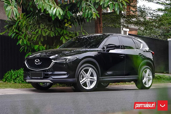 Фото дисков Vossen VFS-5 Серебро на Mazda CX-5 II