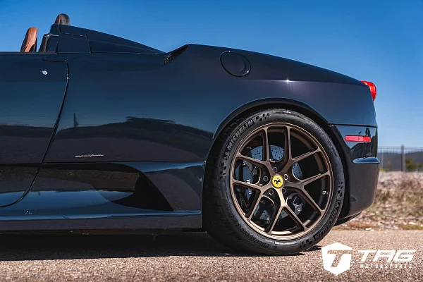 Фото дисков HRE R101 Lightweight Сатиновая бронза на Ferrari F430