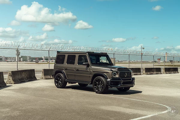 Фото дисков Vossen UV-4 Черный сатин на Mercedes-Benz G-Class III