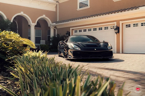 Фото дисков Vossen S21-01 Черный сатин на Ferrari 488